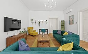 Apartment Augier - Elegant & Spacious - City Centre